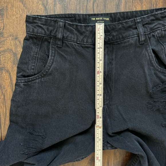 The Noise Tribe Size 26 Black Distressed Wide Leg Cropped Denim - Picture 6 of 9